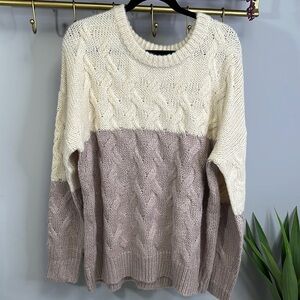 Kye Mi Two-tone knit sweater
